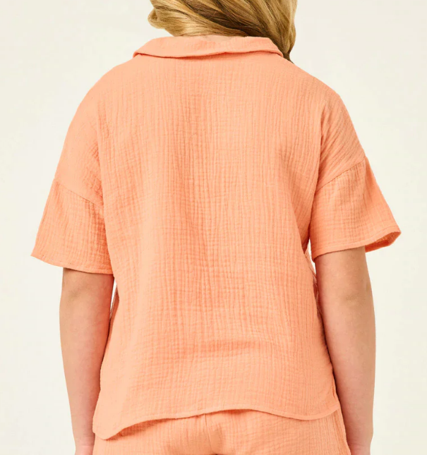 Girls Elastic Waist Textured Shorts